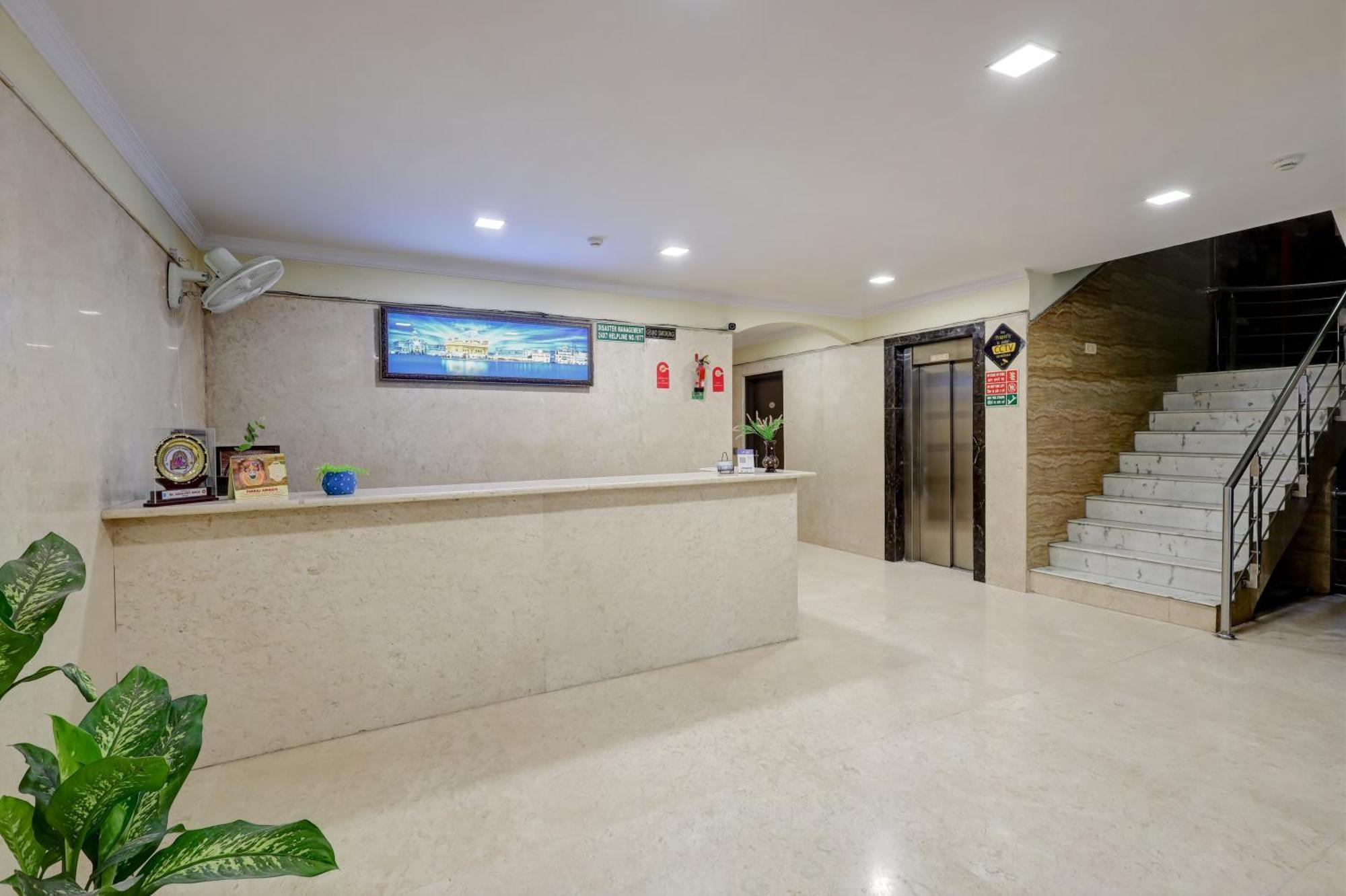 Hotel Singh Palace Delhi  Esterno foto